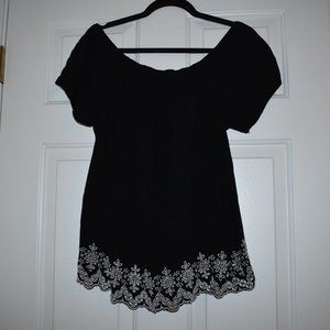 Old Navy Off-Shoulder Top with Embroidery | Size M